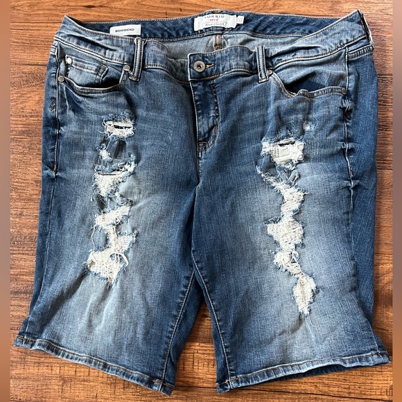 Torrid Boyfriend Denim shorts sz 20 - Picture 7 of 7